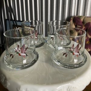 Vintage Set Of (4) Flying Mallard Duck Wide Bottom Whiskey / Rocks Glasses.